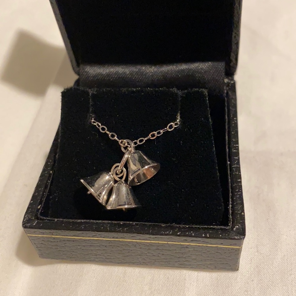 Necklace - Picture 3 of 5